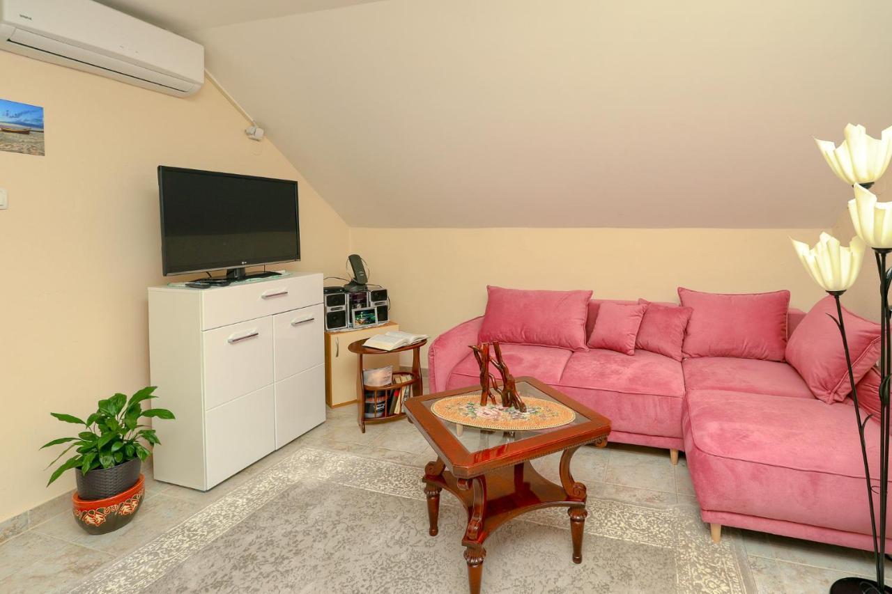 Apartment Mirjana Kotor Exterior foto